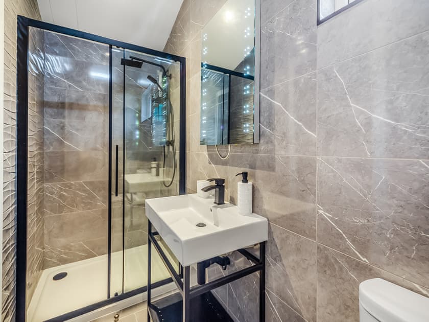 Bathroom | Four Sandbanks, Benllech