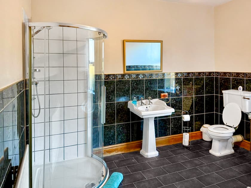 Bathroom | Farm Cottage, Hebden