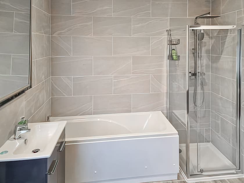 Bathroom | The Bean Flat, Wimbledon