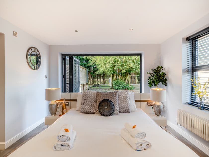 Double bedroom | North Plain Barn - North Plain Farm, Bowness-on-Solway