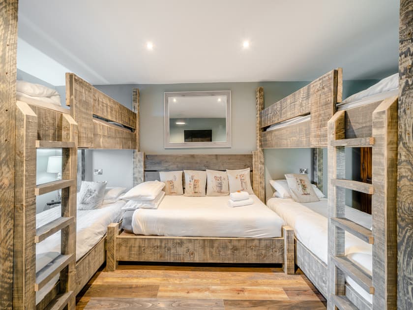 Bunk bedroom | North Plain Barn - North Plain Farm, Bowness-on-Solway