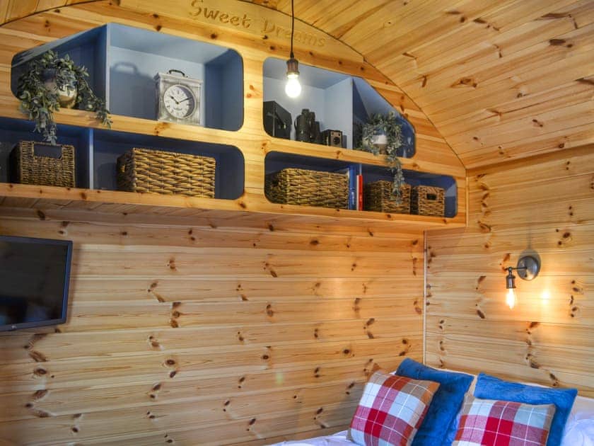 Interior | Hadrian’s Wall Shepherd’s Hut at Brockalee Farm, Bardon Mill, Near Hexham