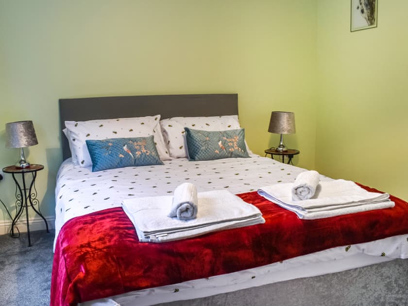 Double bedroom | Carey Meadows, Beaworthy