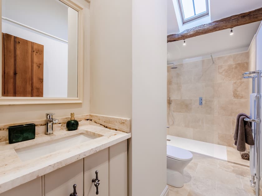 Bathroom | Badger Hill Barn, Hanlith