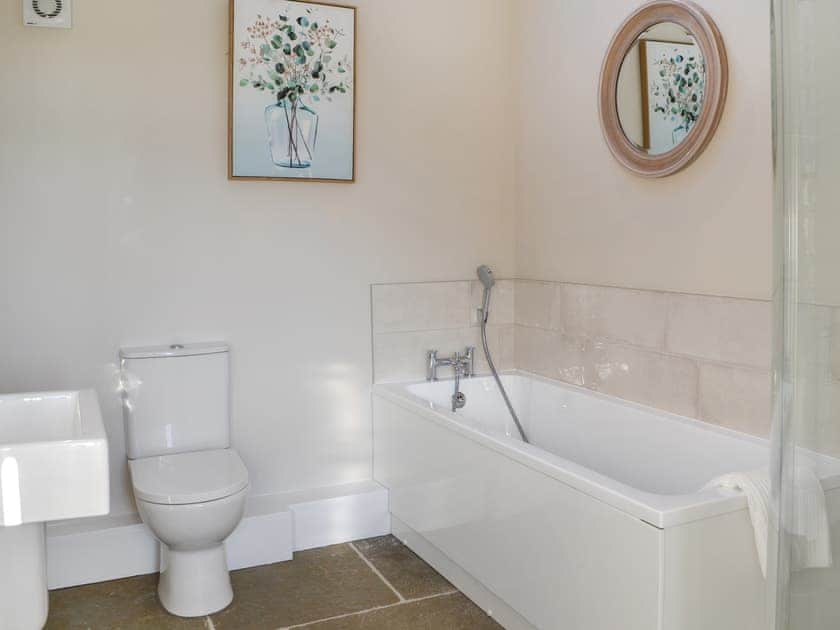 Bathroom | The Foldyard - Manor Farm Properties, Cranswick, near Driffield