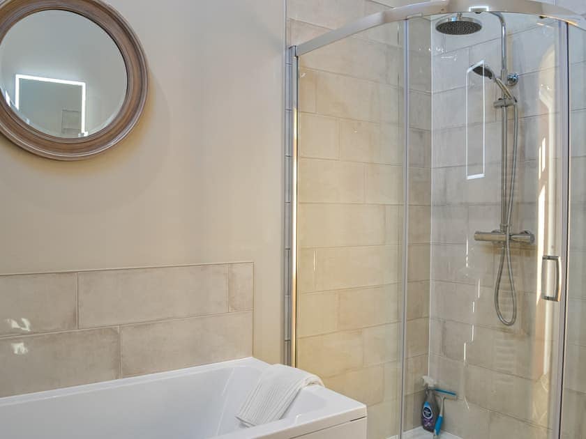 Bathroom | The Foldyard - Manor Farm Properties, Cranswick, near Driffield
