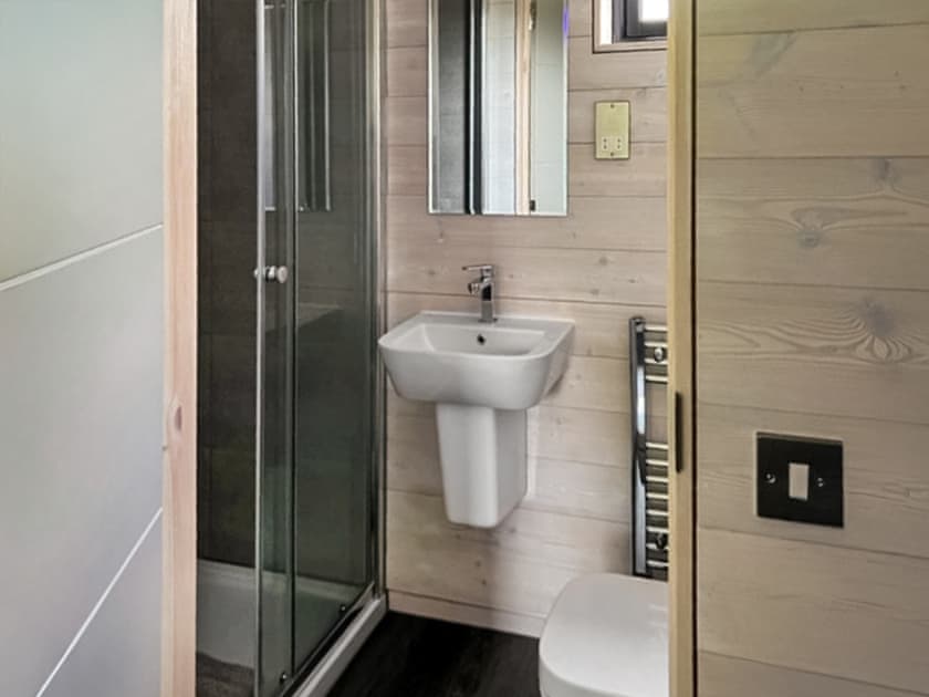 Bathroom | Grouse Glamping Pod - Oakwood Glamping Pods, Aviemore