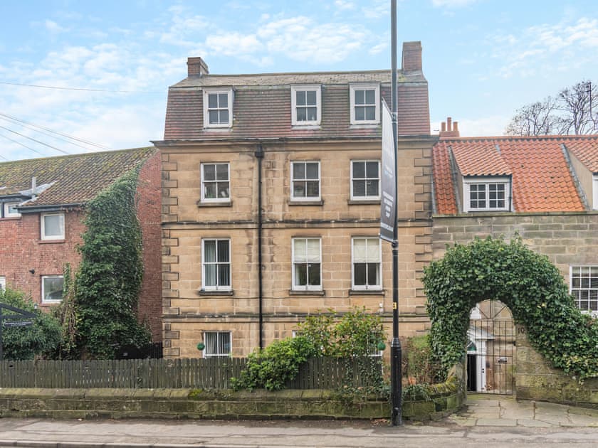 Exterior | The Hyding Hole, Whitby