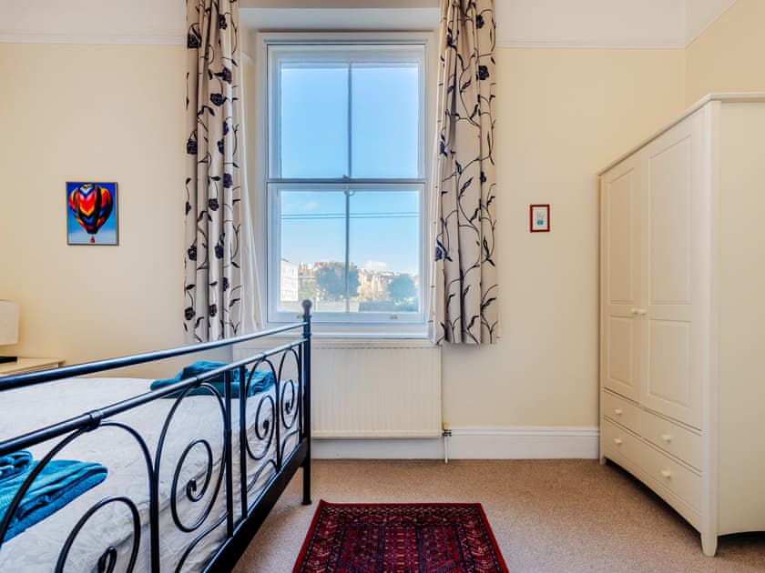 Double bedroom | Pier View, Clevedon