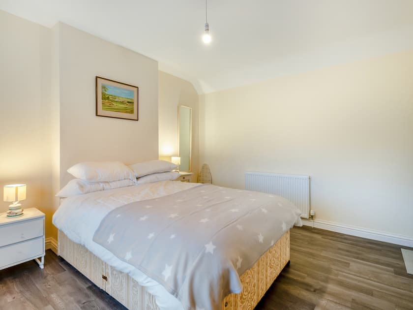 Double bedroom | Homeleigh, Stroud