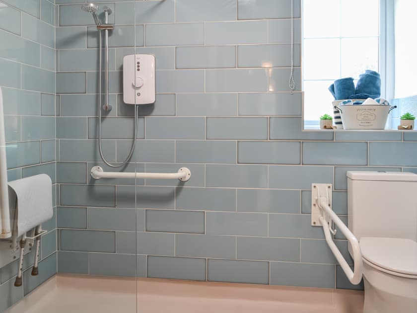 Bathroom | River Cottage (Luxury) - Low Mill Farm Cottages, East Ayton near Scarborough