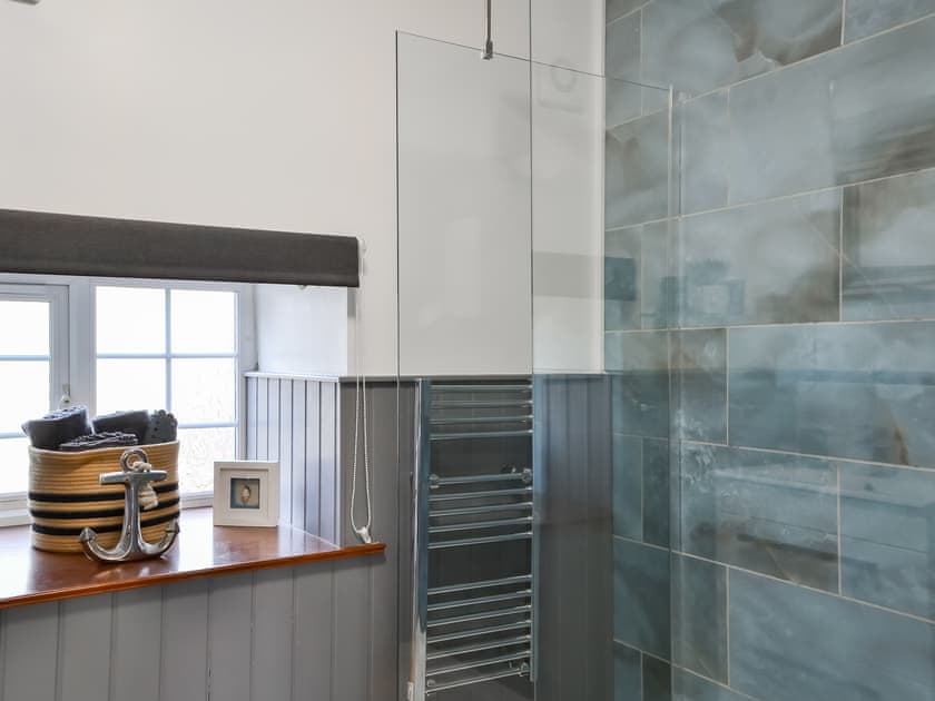 Bathroom | River Cottage (Luxury) - Low Mill Farm Cottages, East Ayton near Scarborough
