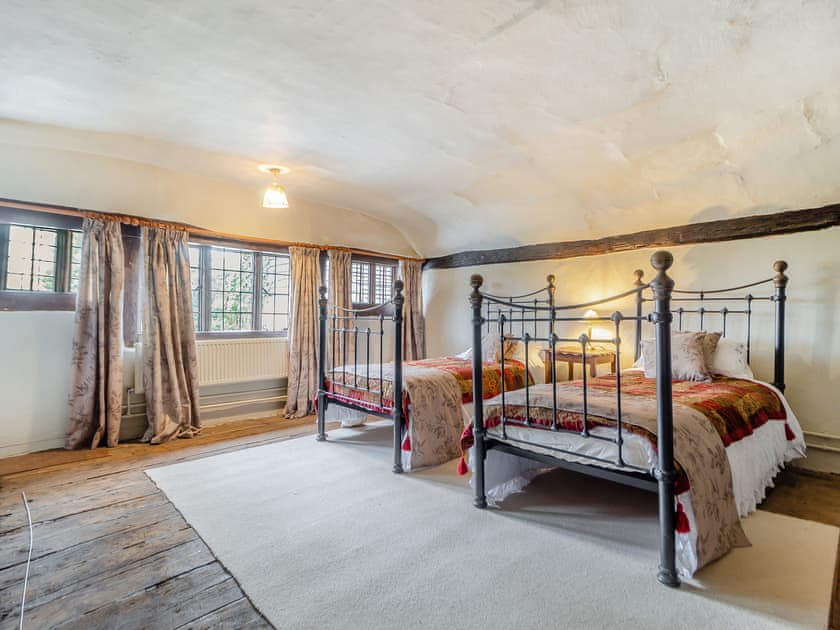Twin bedroom | The Cottage, East Bergholt, near Colchester