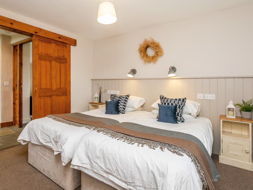 Twin bedroom | Higher Paradise, Horton-in-Craven, near Skipton