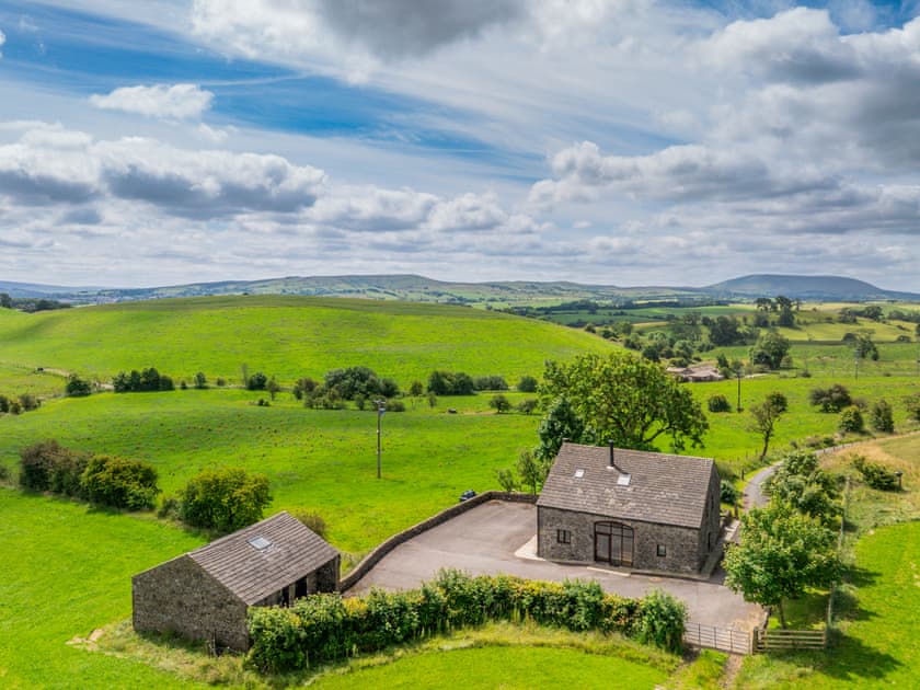 Setting | Higher Paradise, Horton-in-Craven, near Skipton
