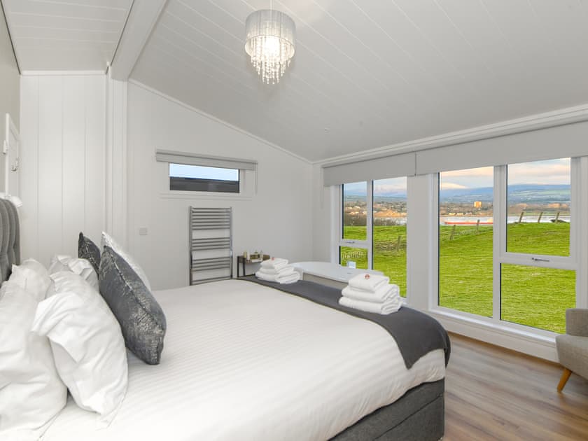 Double bedroom | Glencoe Luxury Lodge, Erskine