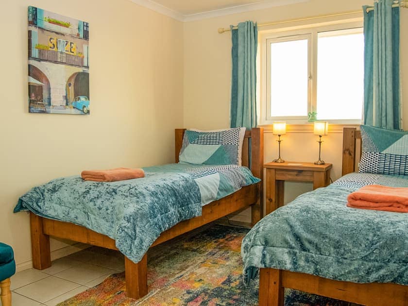 Comfy twin bedroom | Lobster Ponds, Helmsdale