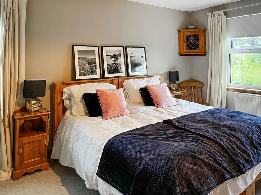 Double or twin bedroom - ground floor | Saffron, Portpatrick, near Stranraer 