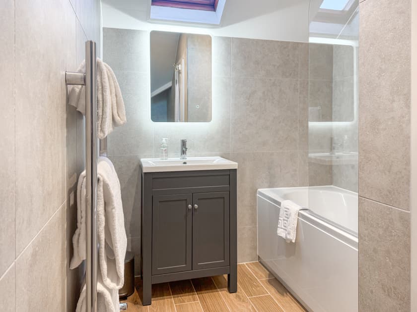 Brand New Bathroom | Oak Leaf - Oakvale, Braithwaite