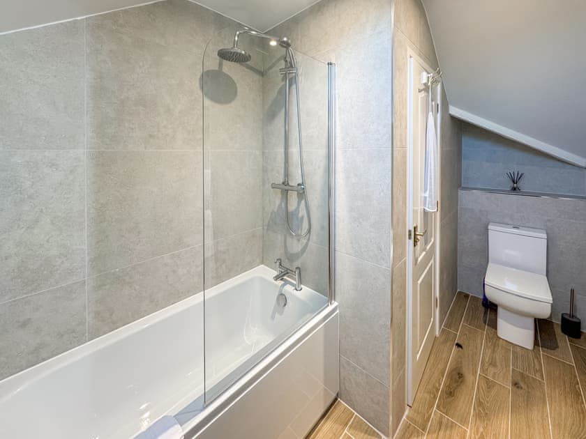 Bathroom | Oak Leaf - Oakvale, Braithwaite