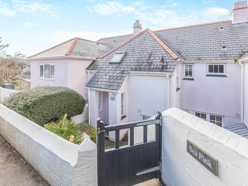 Exterior | Sea Pink, St Just in Roseland