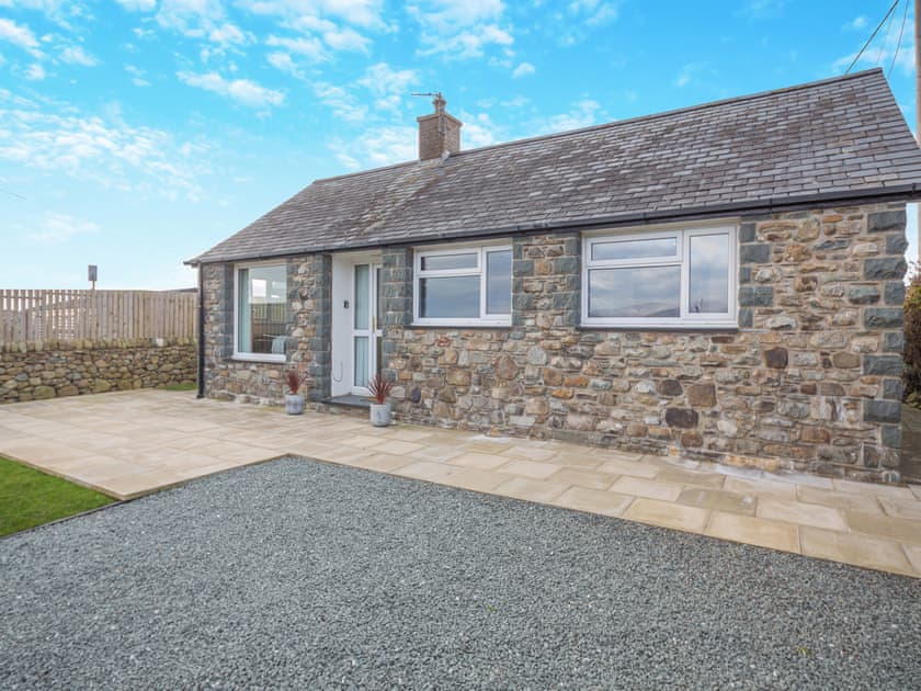 Exterior | Swyn Y Don, Llandanwg, near Harlech