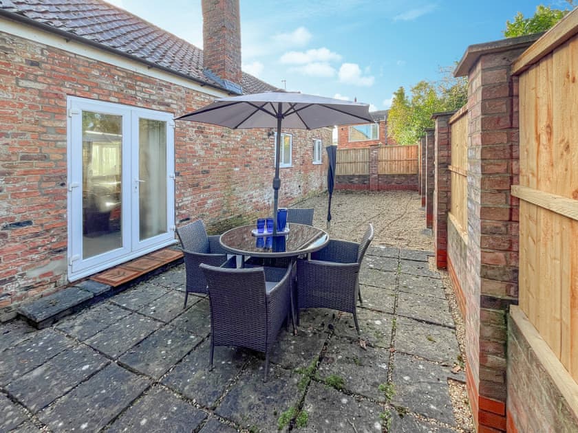 Sitting-out-area | The Pottery, Horncastle