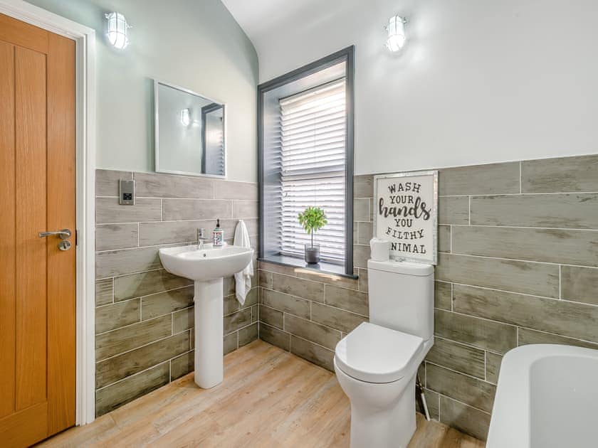 Bathroom | The Barn Owl - North Plain Farm, Bowness-on-Solway