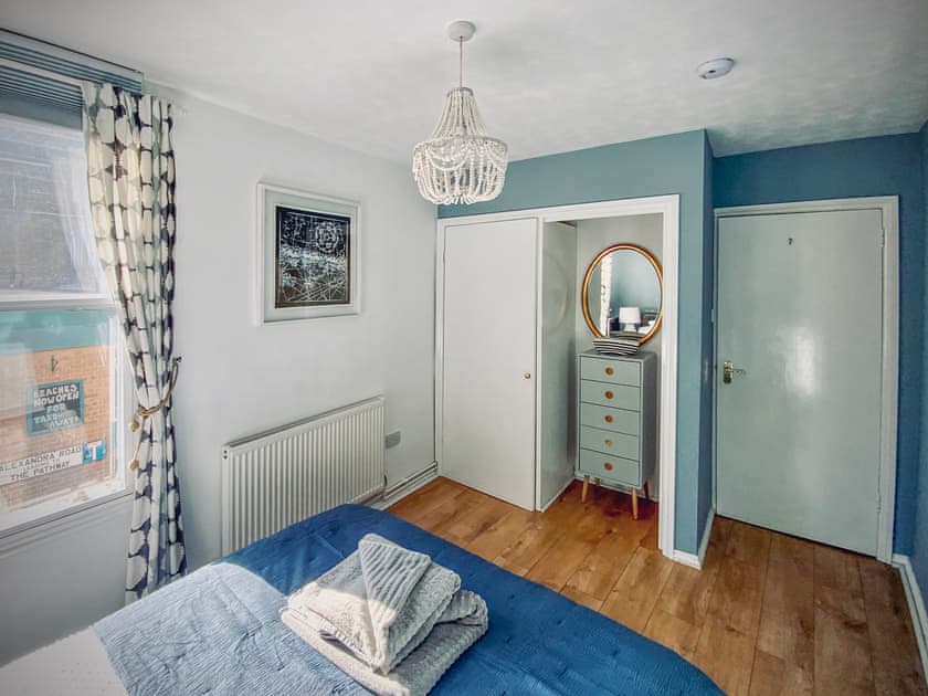 Elegantly decorated double bedroom | Corner View, Broadstairs