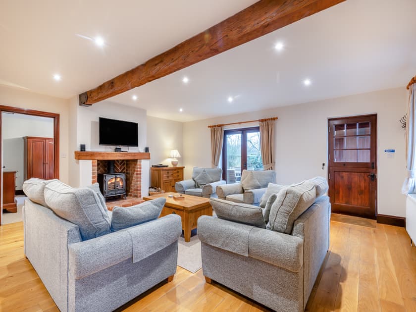 Living area | Woodpecker Barn - Piggyback Barns, Sculthorpe, Fakenham