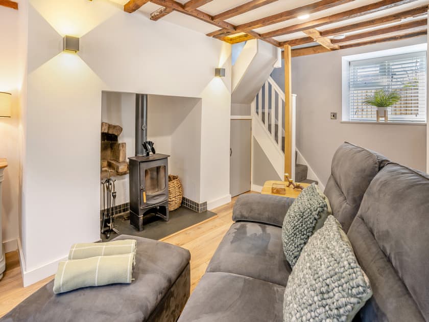 Open plan living space | Mid Terrace, Llanfilo Brecon