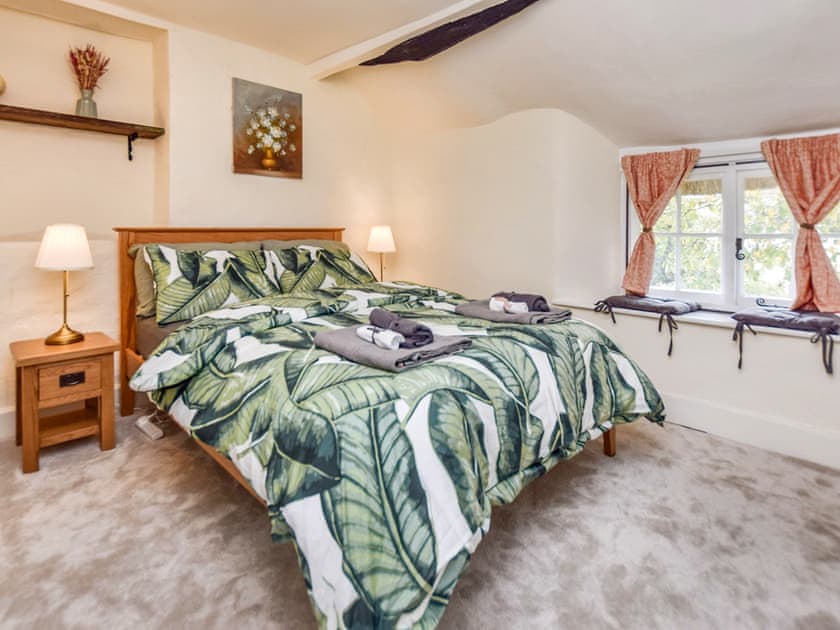Double bedroom | Snowdrop Cottage, Jacobstowe, near Okehampton