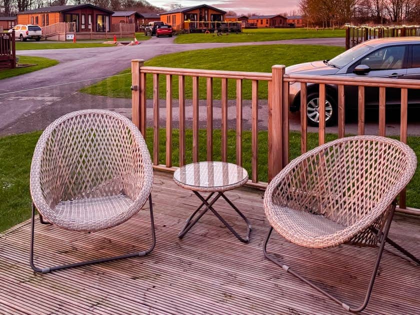 Outdoor seating | Sunflower Lodge, Sewerby