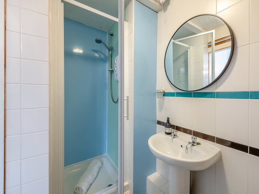 Shower room | Warrington House - Warrington Retreat, Thornton-le-Dale, near Pickering
