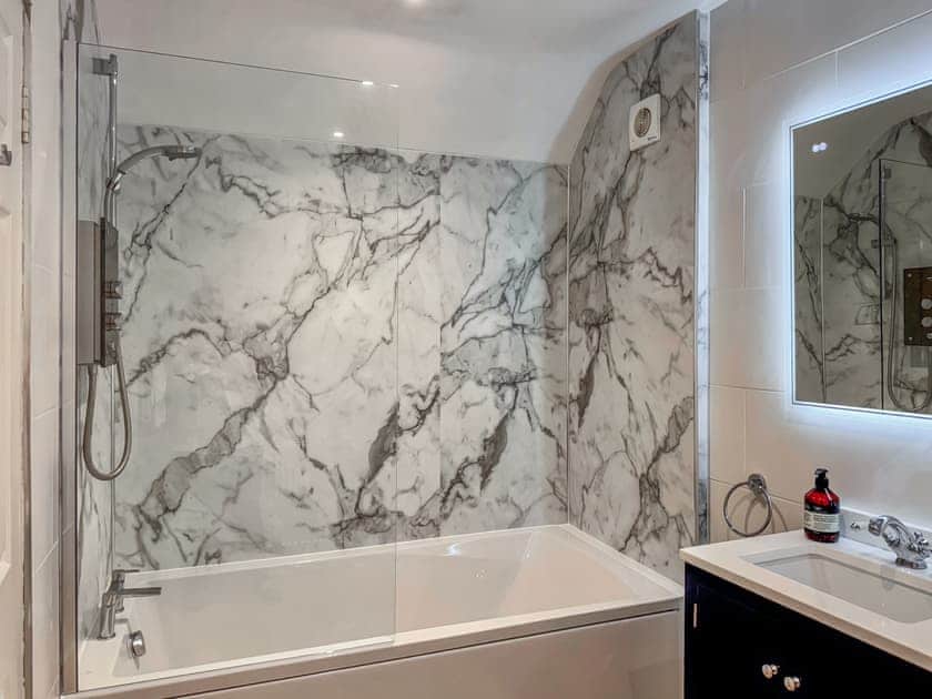 Bathroom with shower over | Warrington Mews - Warrington Retreat, Thornton-le-Dale, near Pickering