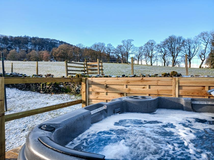 Hot tub | Bendhu, Comrie, near Crieff