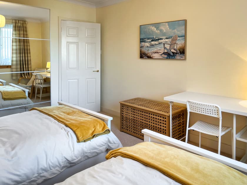 Twin bedroom | Bents Retreat, Montrose
