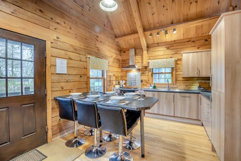 Kitchen/diner | Willow Lodge - Waterside Lodges, Keal Cotes