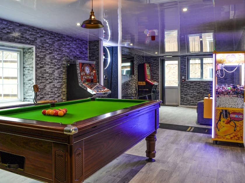 Games room | The Stables - Seats Hill Leisure Ltd, Great Hatfield, near Hornsea