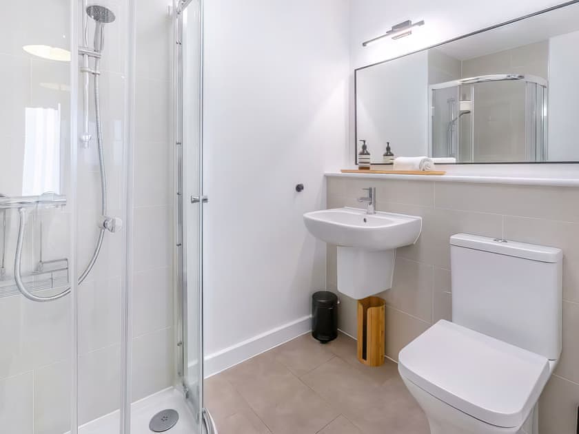 Bathroom | Agapanthus Lodge - St Ives Resort, Carbis Bay, near St Ives