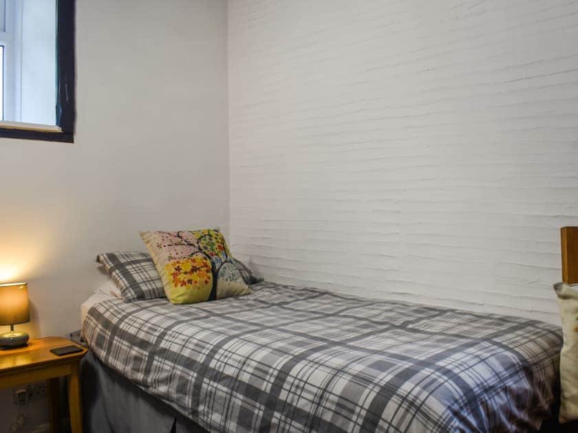 Single bedroom | Linney Cottage - Fox Valley Cottages, Looe