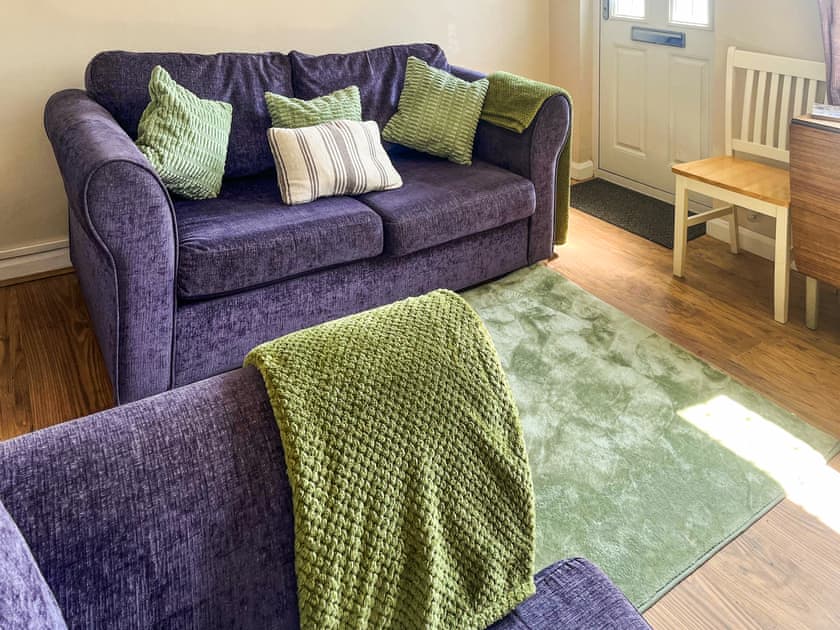 Lounge | Turning Tides Cottage, Scratby