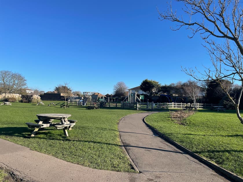 Surrounding area | Lamorna, Littlehampton