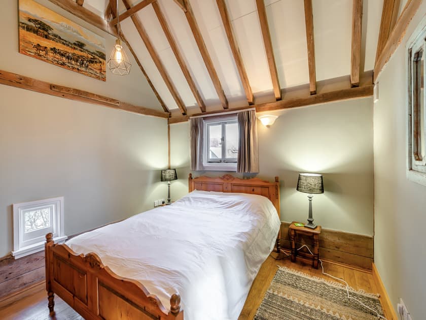 Double bedroom | Weaversden Oast, Cranbrook, near Maidstone