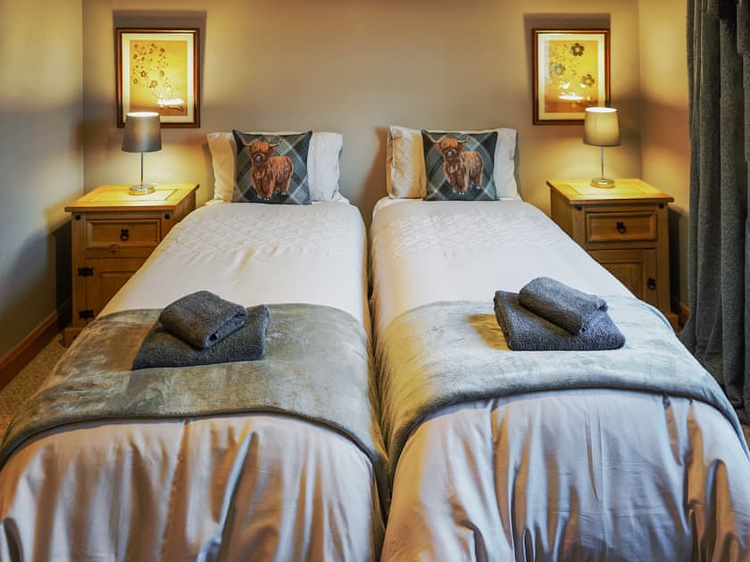 Twin bedroom | Norwood, Thornhill