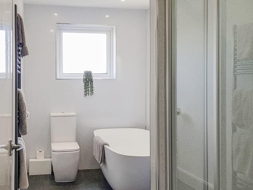 Bathroom | West Cottage, Freuchie, Nr Cupar