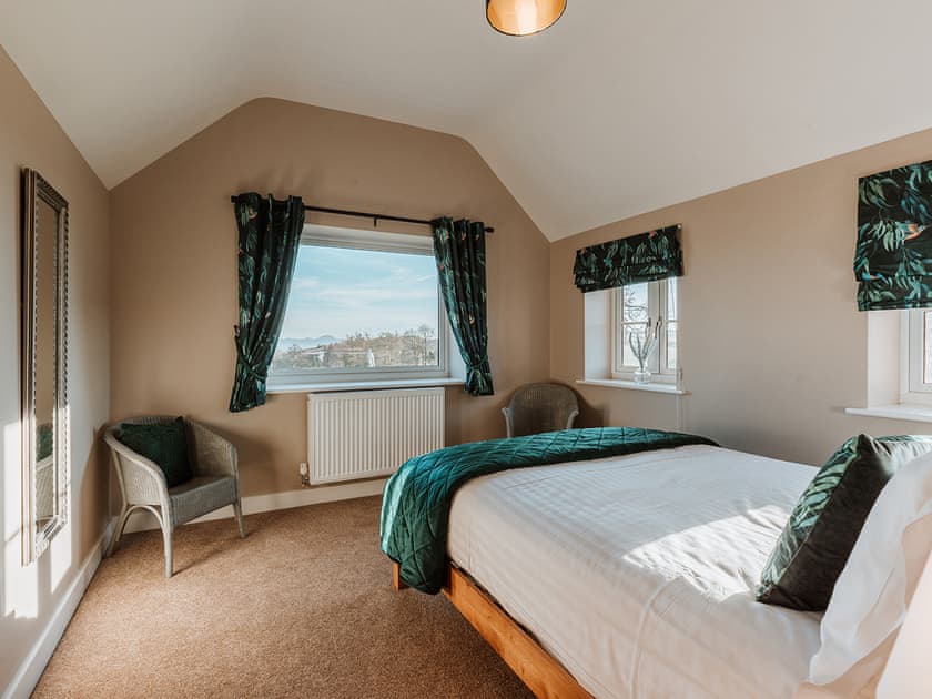 Double bedroom | Copper Beech Cottage, Welshpool