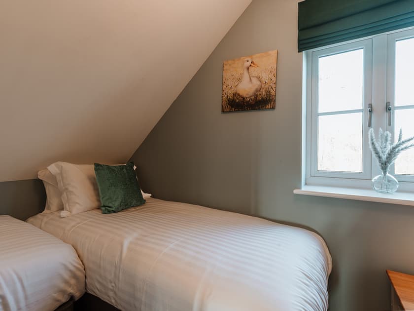 Twin bedroom | Copper Beech Cottage, Welshpool
