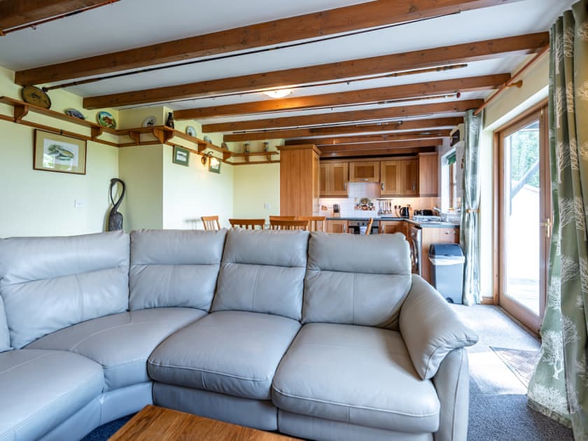 Living area | Excellence - Gables Getaways, Beaworthy