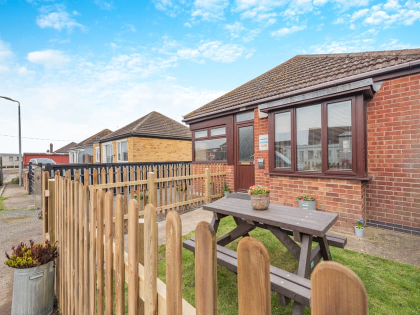 Exterior | Tulip - Golden Beach Holiday Park, Ingoldmells